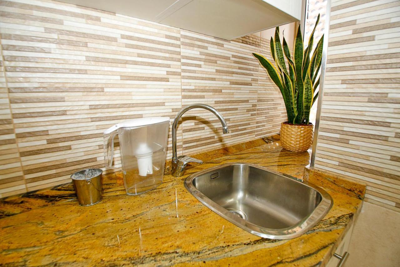 Turina Apartment -Ac Near Beach Alicante Bagian luar foto